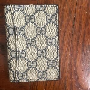 Unbranded card holder wallet